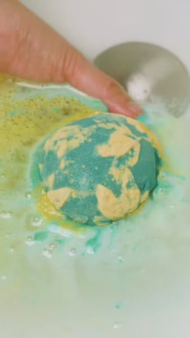 Lush Druids of Bath Bath Bomb