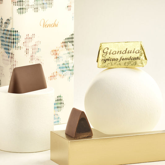 Venchi Dark Chocolate Filled Gianduiotto 10 pcs