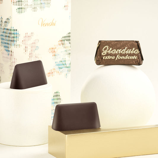 Venchi Extra Dark Gianduiotto 13 pcs