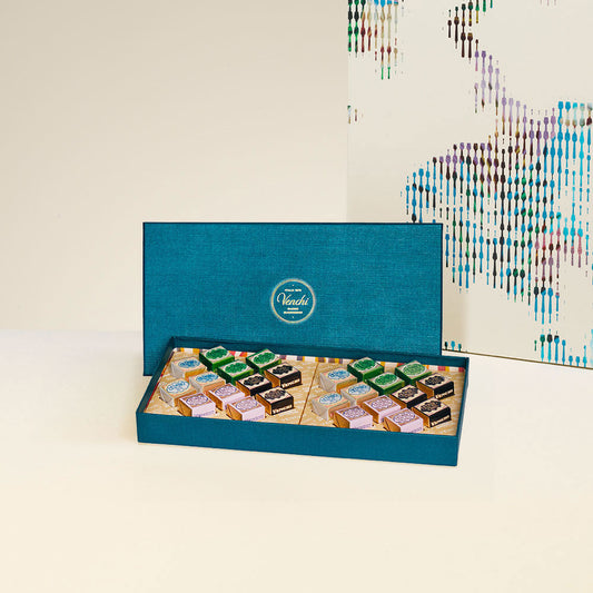 Venchi Murrine gift box with assorted Cremini chocolates 8.99 oz
